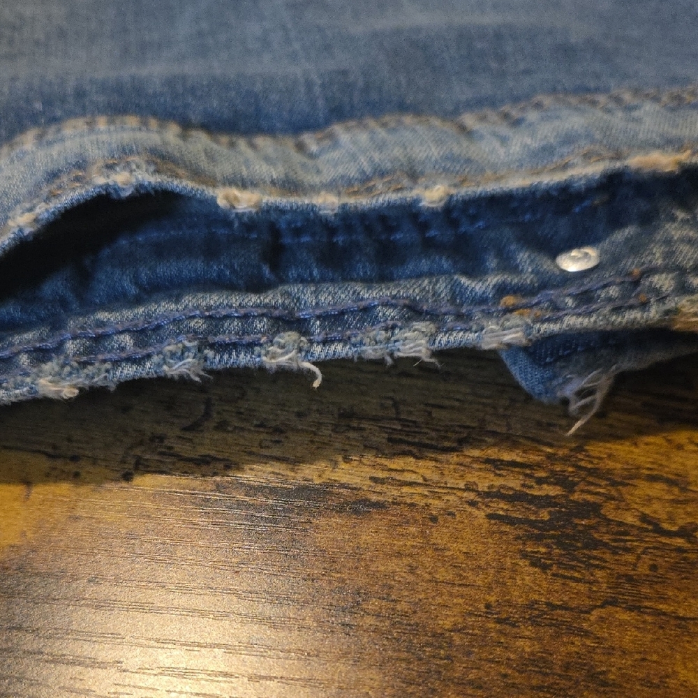 Universal Thread Blue Jean Jacket Timeless Style - Picture 7 of 10